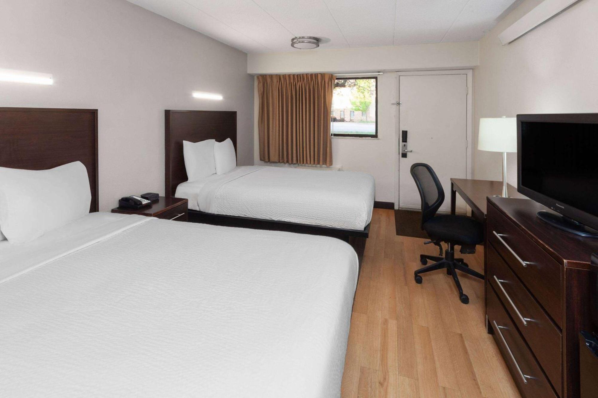 Travelodge By Wyndham Πεόρια Εξωτερικό φωτογραφία