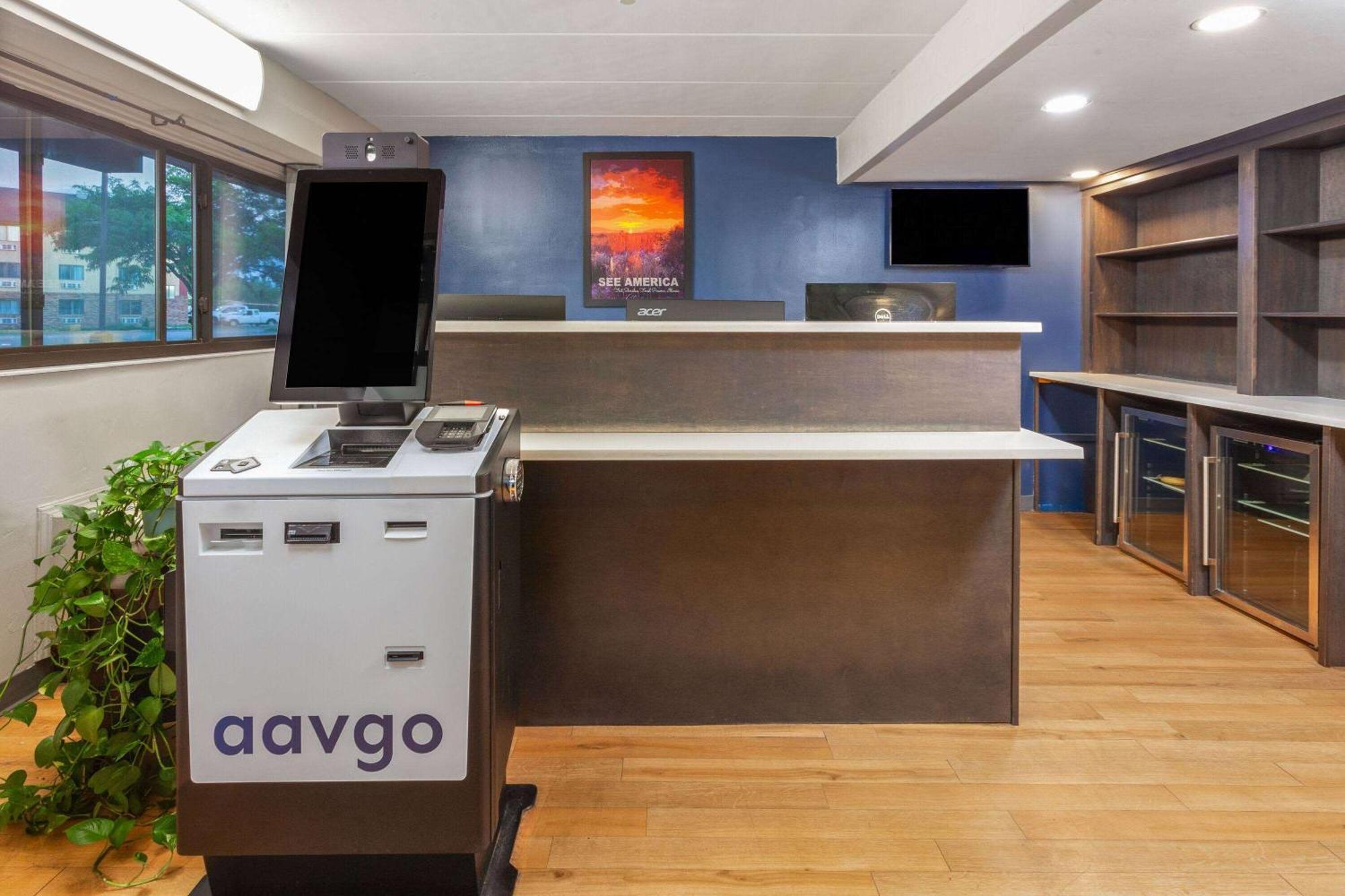 Travelodge By Wyndham Πεόρια Εξωτερικό φωτογραφία