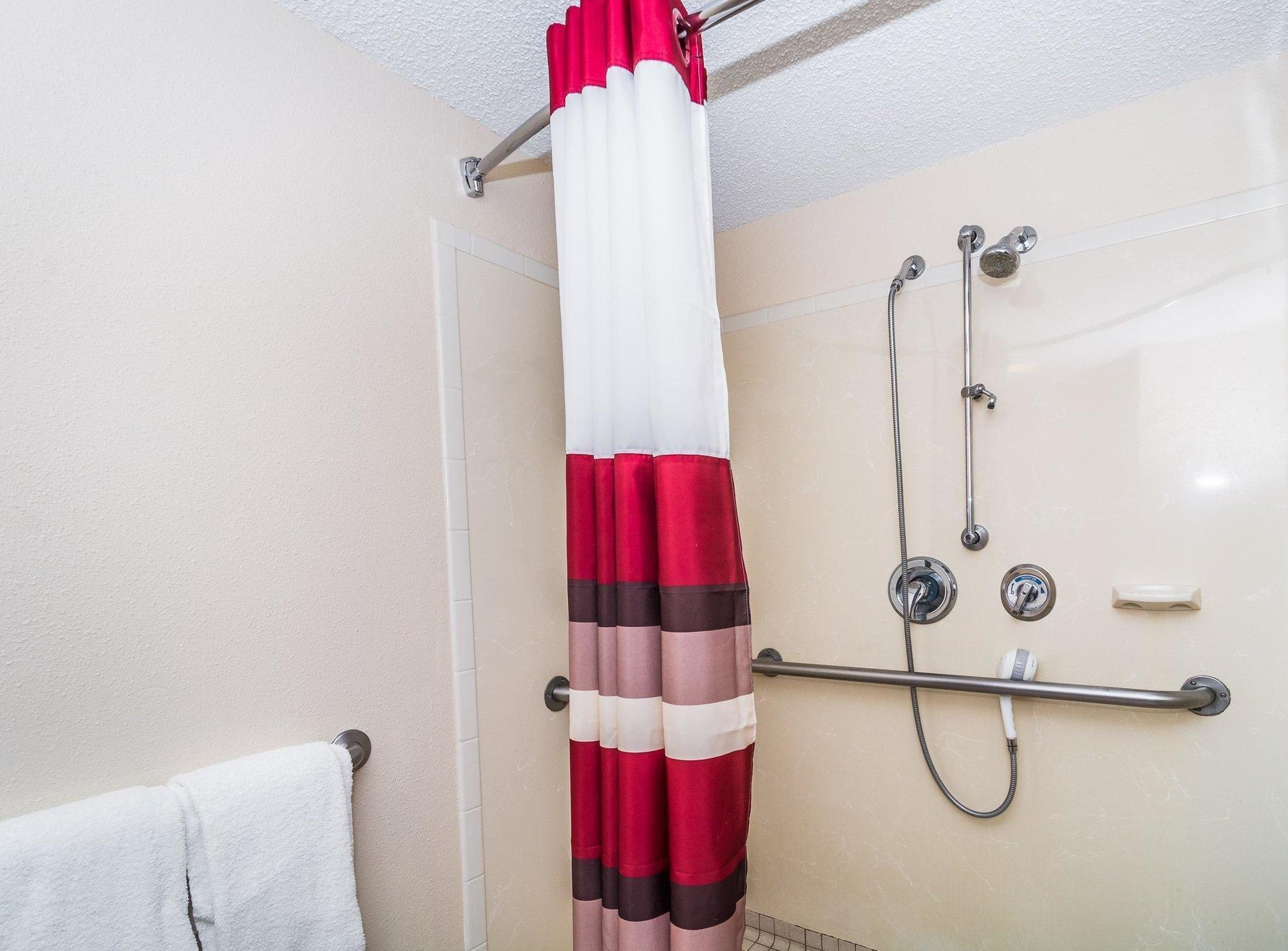 Travelodge By Wyndham Πεόρια Εξωτερικό φωτογραφία