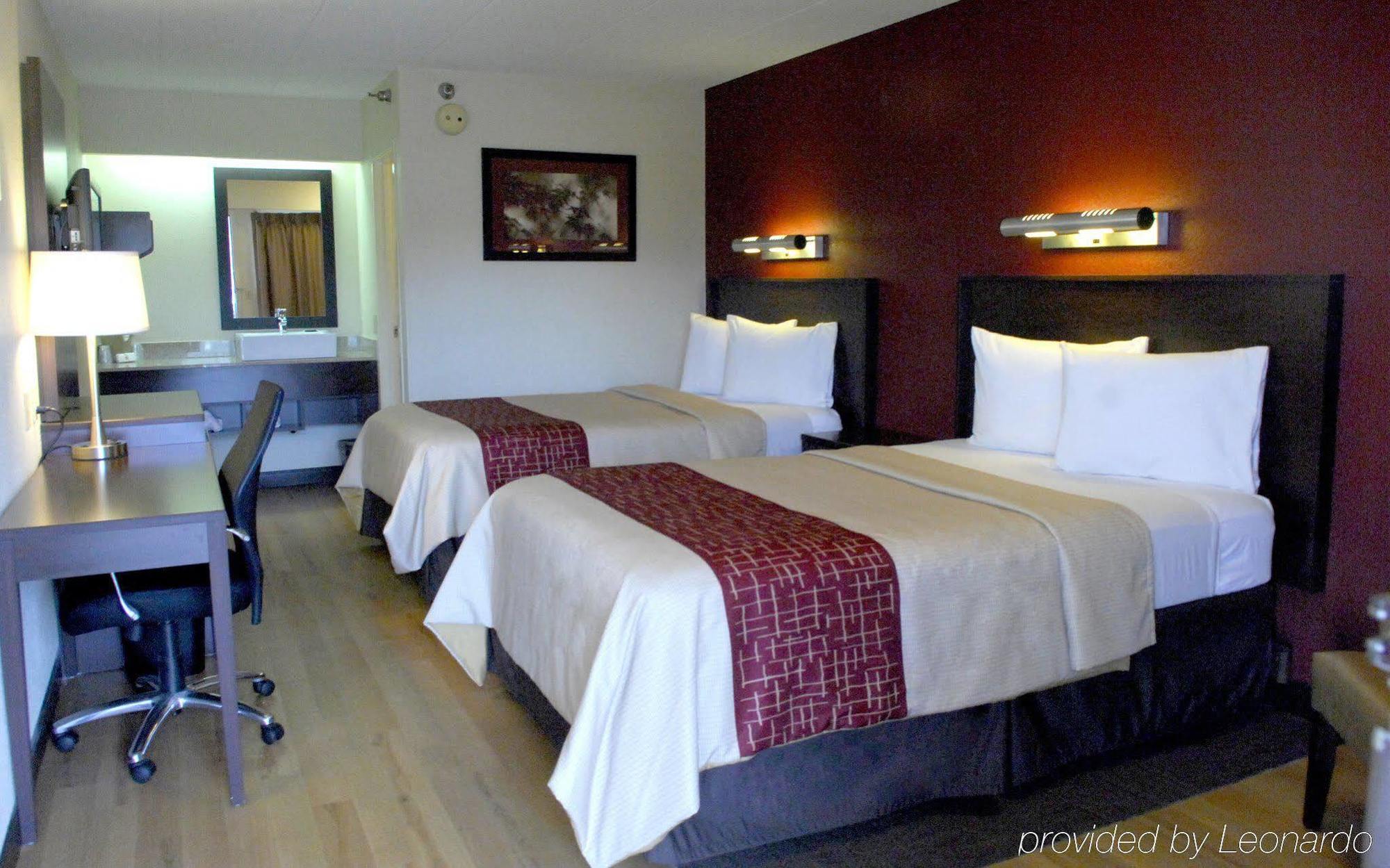 Travelodge By Wyndham Πεόρια Εξωτερικό φωτογραφία